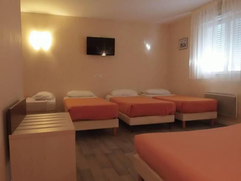 Hotel Azur Saint Junien Cit'Hotel Zewnętrze zdjęcie